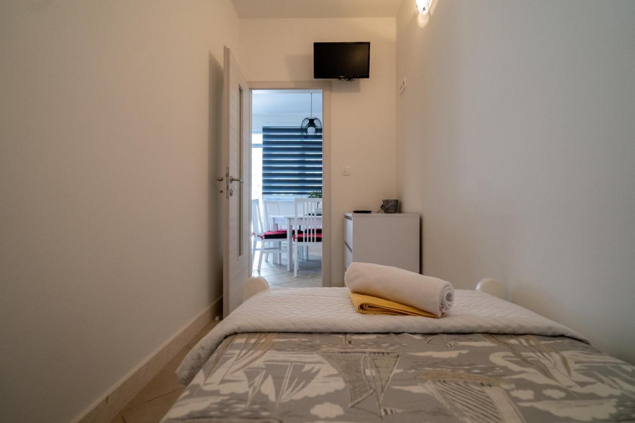 Apartman Dupin Dugi Rat Extérieur photo